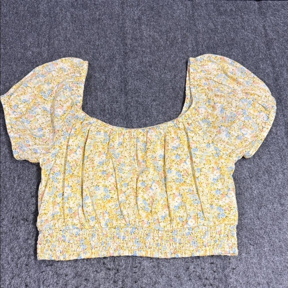American Eagle Outfitters Yellow Floral Blouse